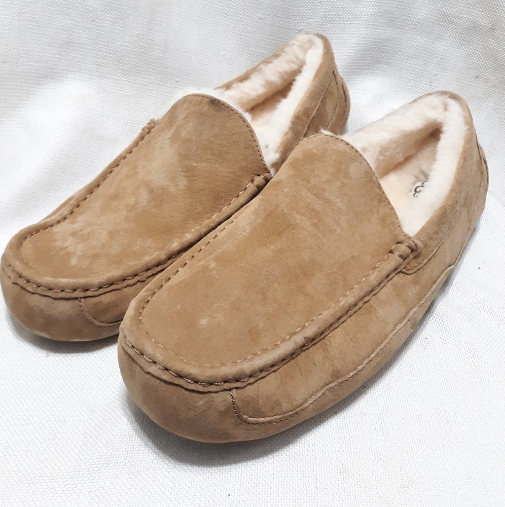 UGG Chestnut Brown Leather Moccasins Sz 13